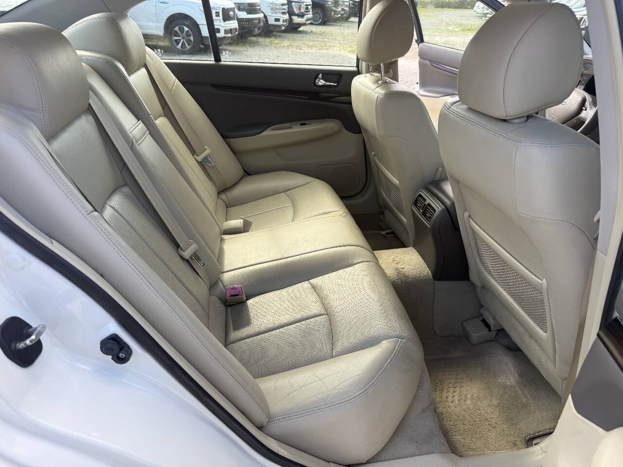 Used 2010 INFINITI G37 x Sedan w/ Premium Pkg AWD/4WD image 27