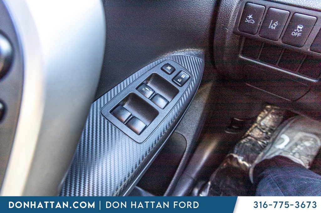 Used 2022 Mitsubishi Eclipse Cross AWD image 11