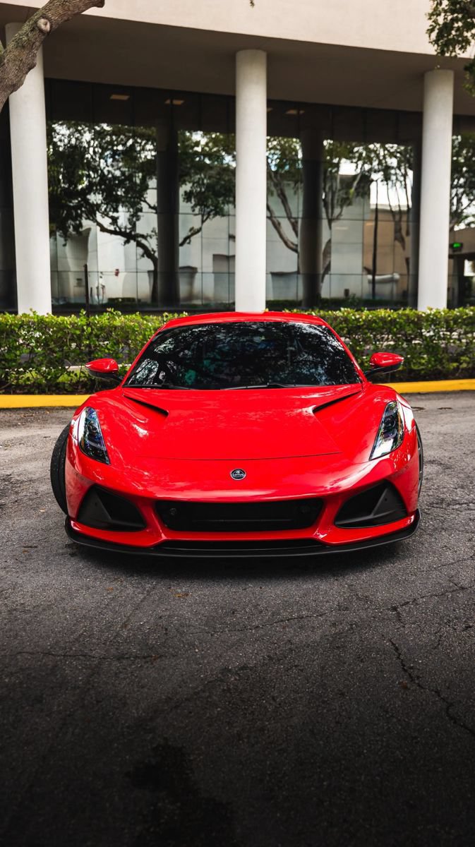 Used 2025 Lotus Emira RWD image 5