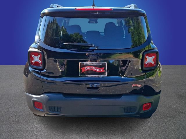 Used 2023 Jeep Renegade Latitude AWD/4WD image 5