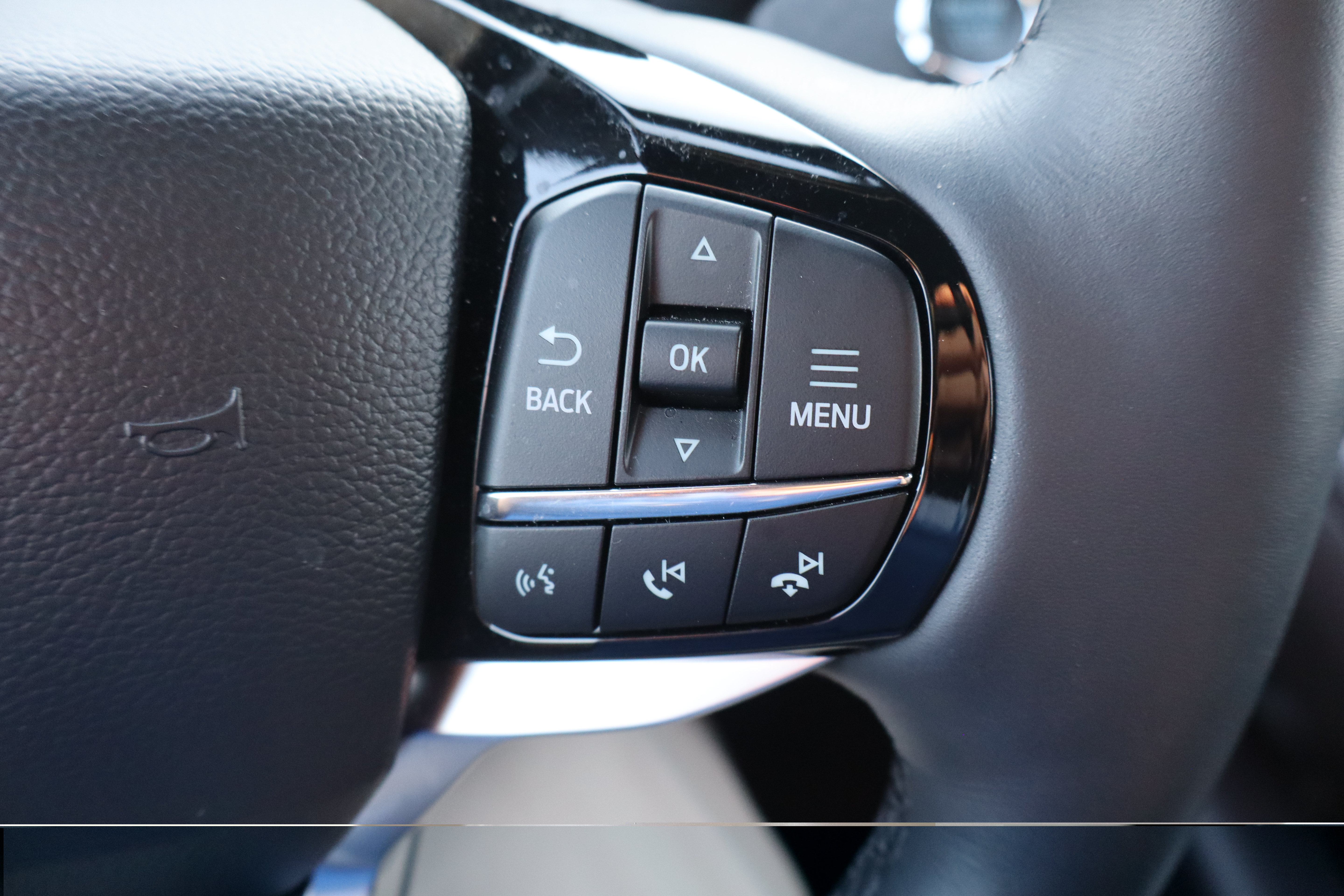 Used 2026 Ford Explorer Platinum AWD/4WD image 18