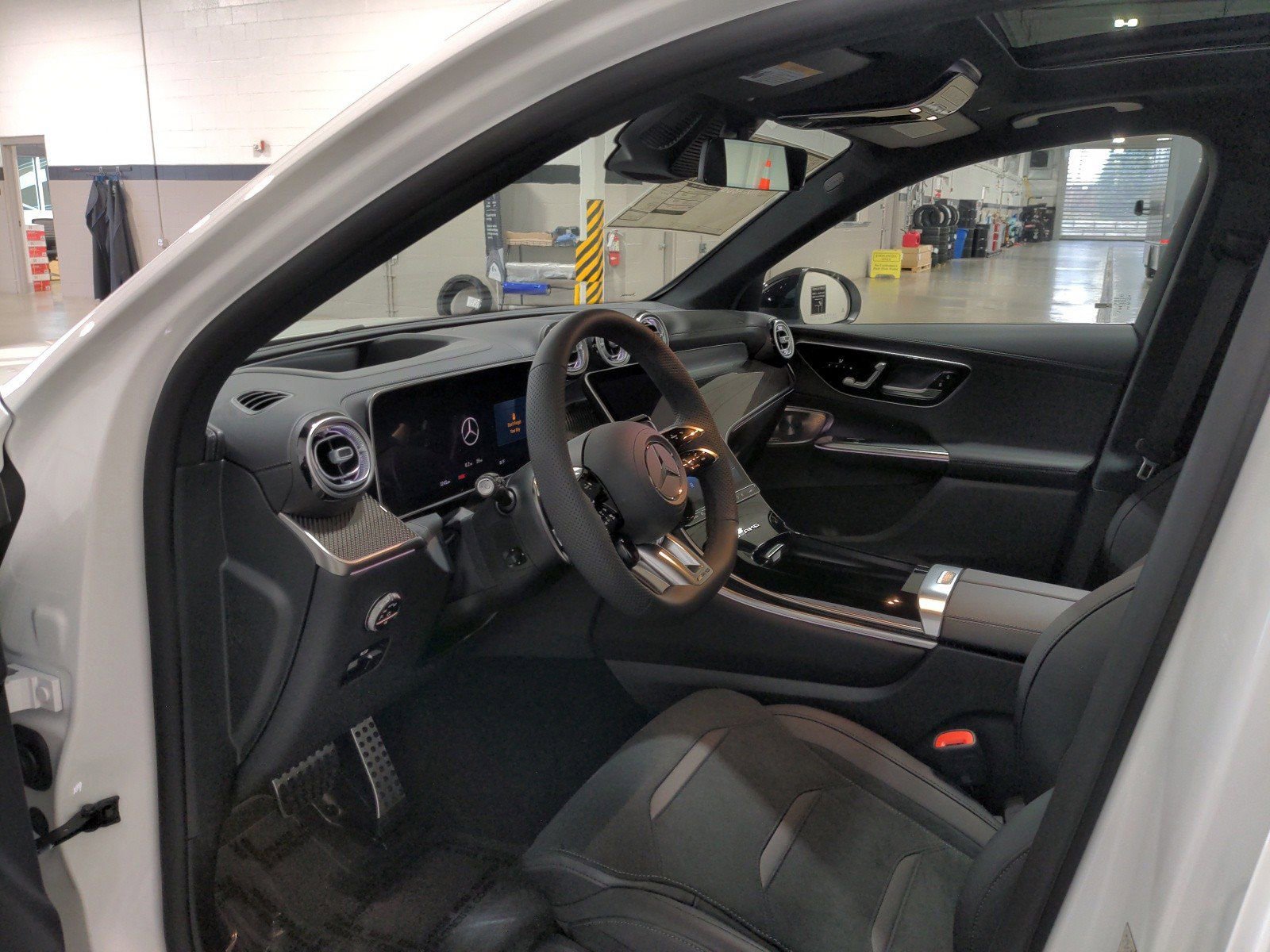 New 2025 Mercedes-Benz GLC 63 AMG S image 12
