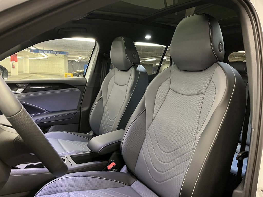 New 2026 Volkswagen Tiguan SE R-Line image 20