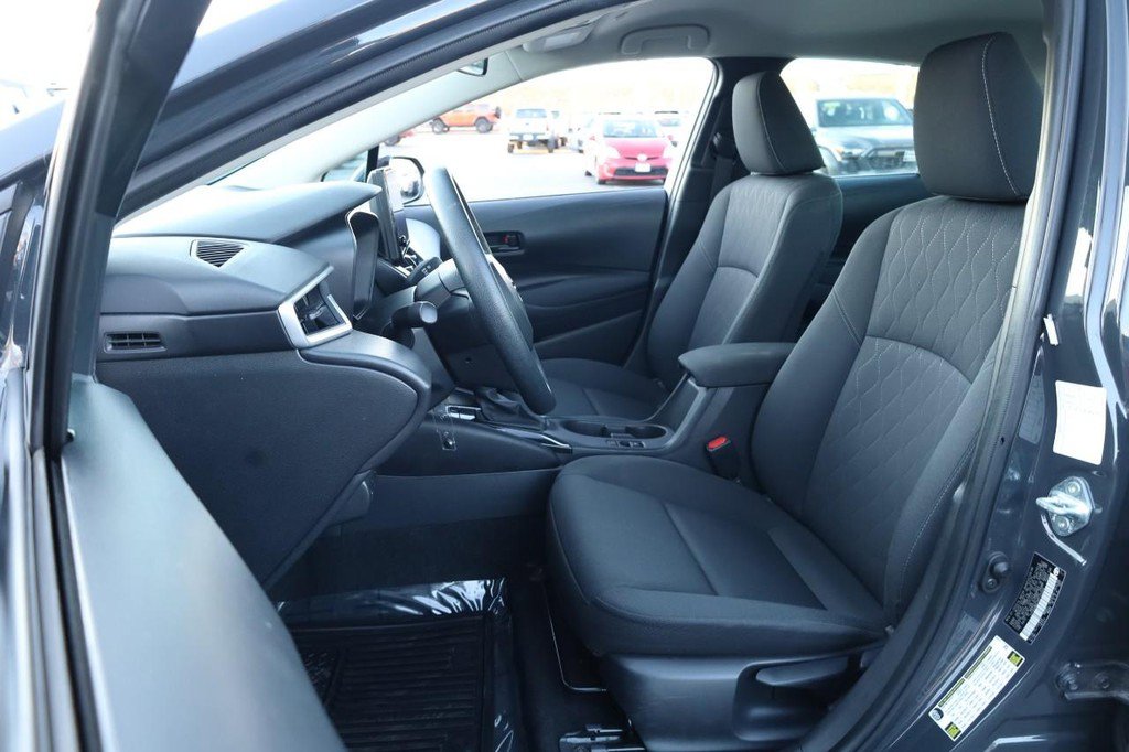 Used 2024 Toyota Corolla LE image 8