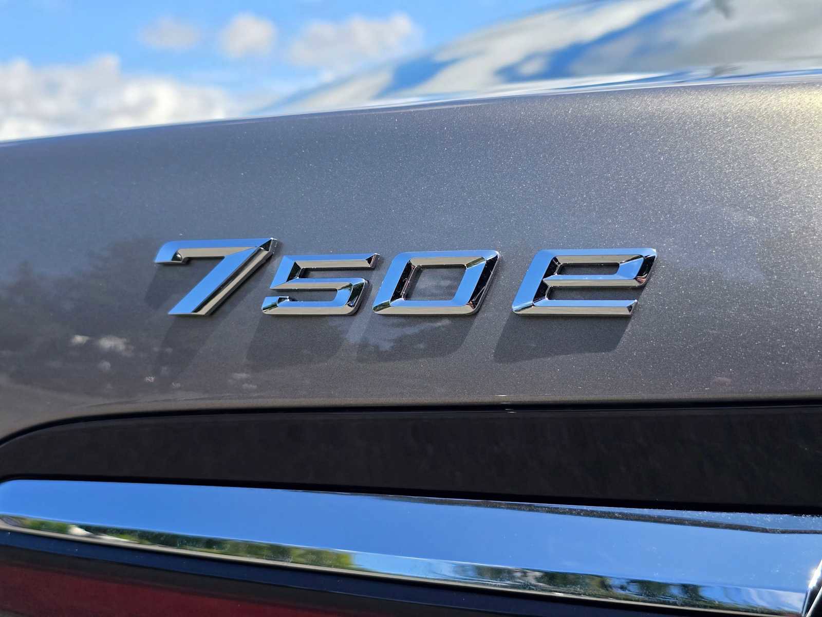 New 2025 BMW 750e xDrive 750e xDrive w/ Executive Package image 15