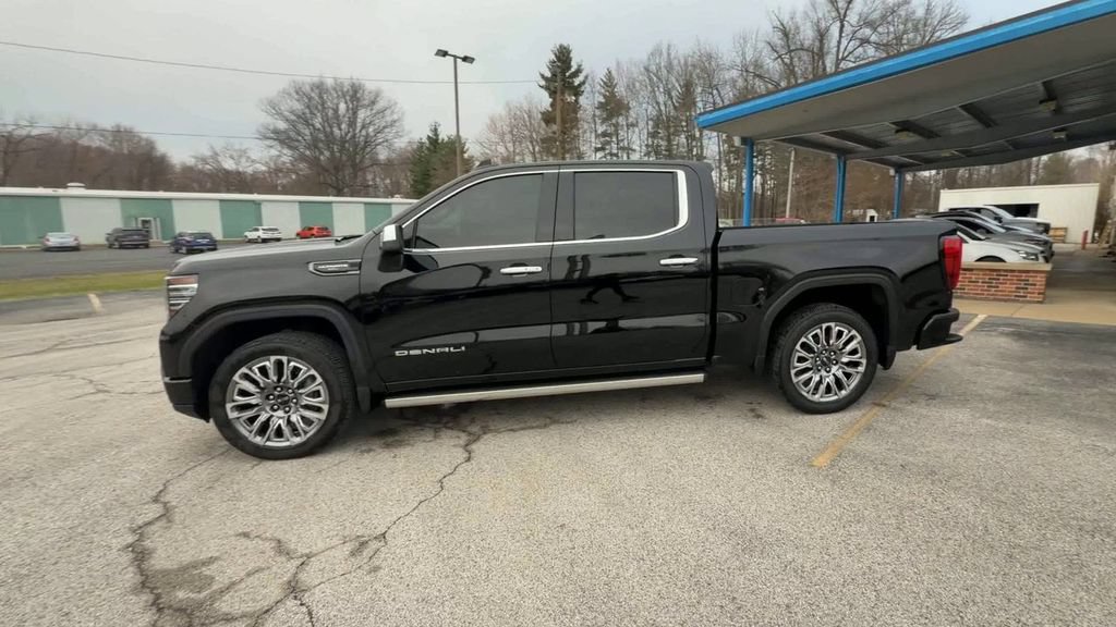 Used 2026 GMC Sierra 1500 Denali Ultimate AWD/4WD image 5
