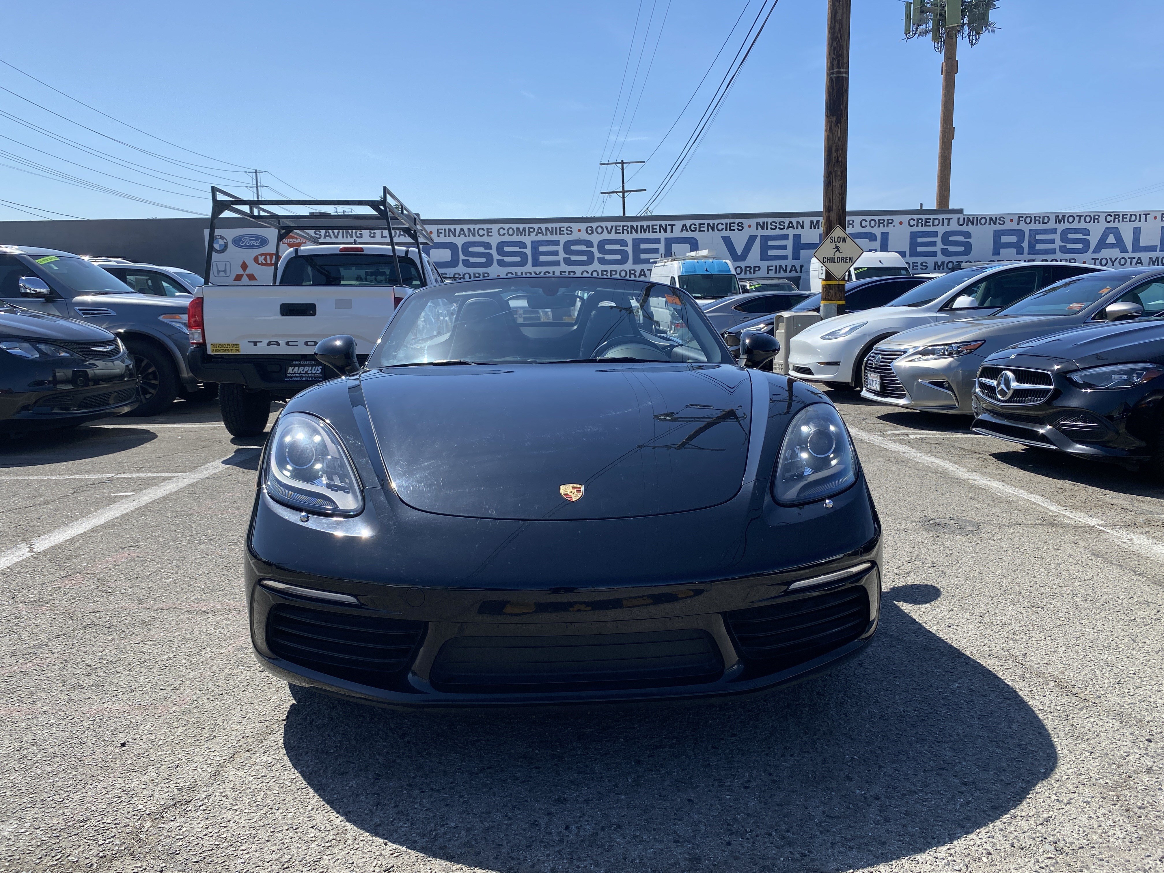 Used 2017 Porsche 718 Boxster RWD image 3