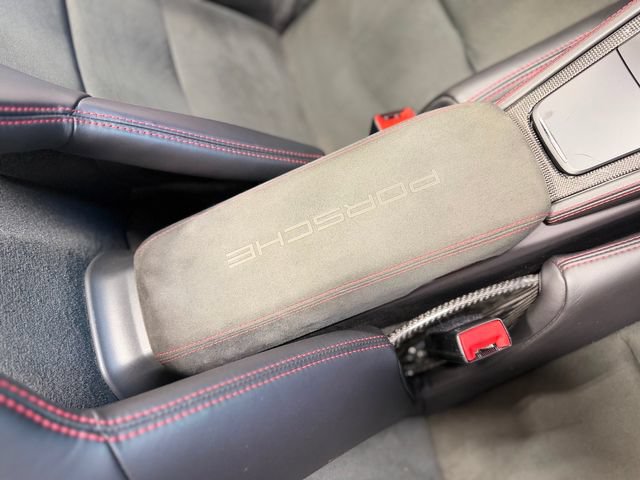 Used 2022 Porsche 718 Boxster Spyder RWD image 36