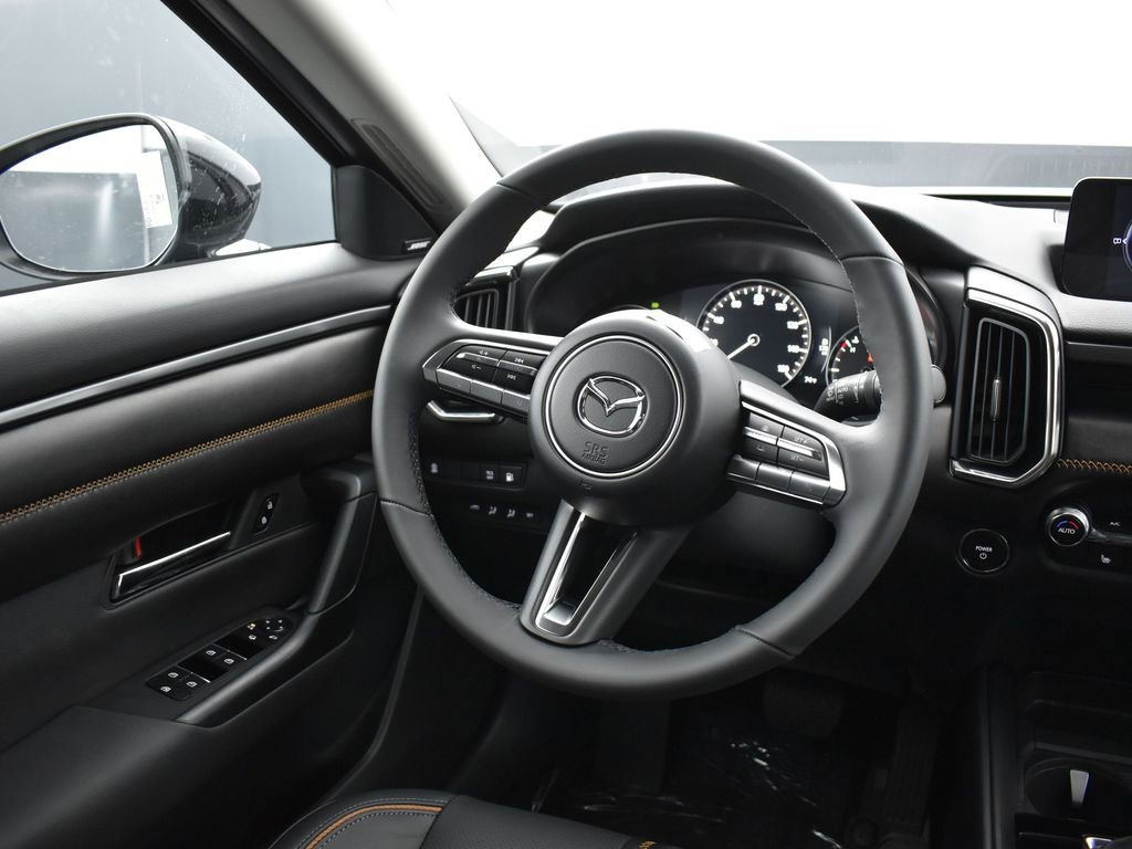 Certified 2025 MAZDA CX-50 2.5 Hybrid w/ Premium Plus Pkg image 17