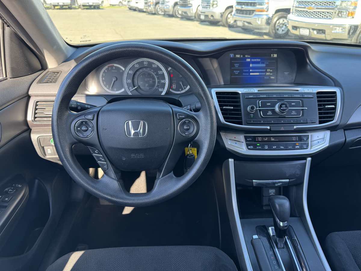 Used 2013 Honda Accord LX image 21