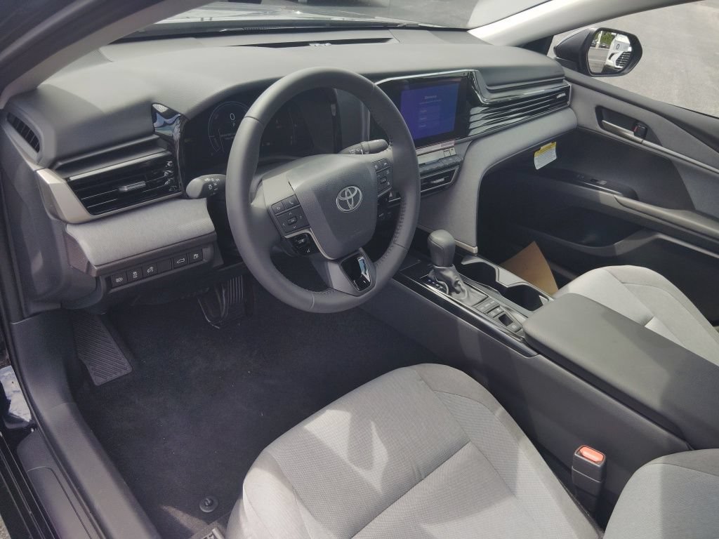 New 2026 Toyota Camry LE w/ Convenience Package AWD/4WD image 5