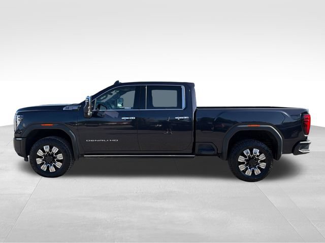 Used 2024 GMC Sierra 2500 Denali w/ Denali Reserve Package AWD/4WD image 4