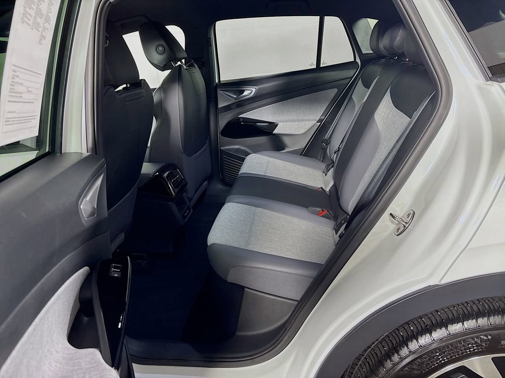 Used 2023 Volkswagen ID.4 2WD image 20