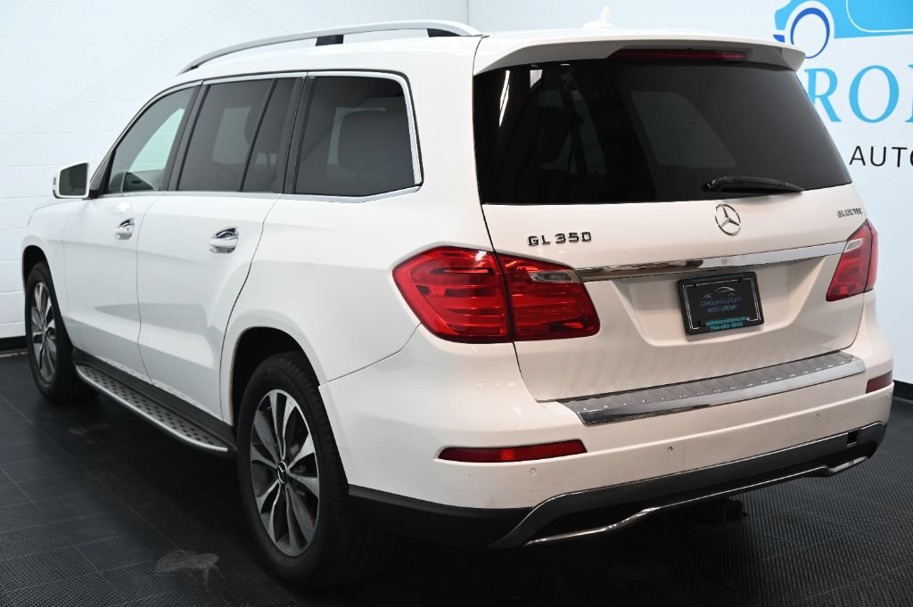 Used 2016 Mercedes-Benz GL 320 BlueTEC 4MATIC w/ Premium I Package image 5
