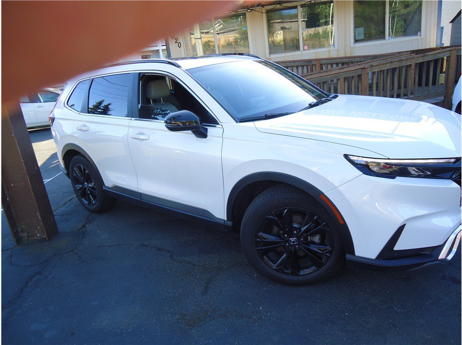 Used 2025 Honda CR-V Sport Touring image 6