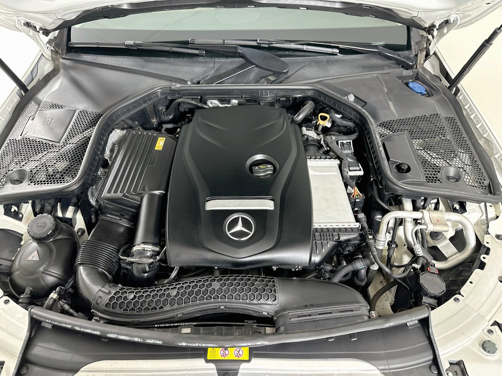 Used 2017 Mercedes-Benz C 300 Sedan image 28