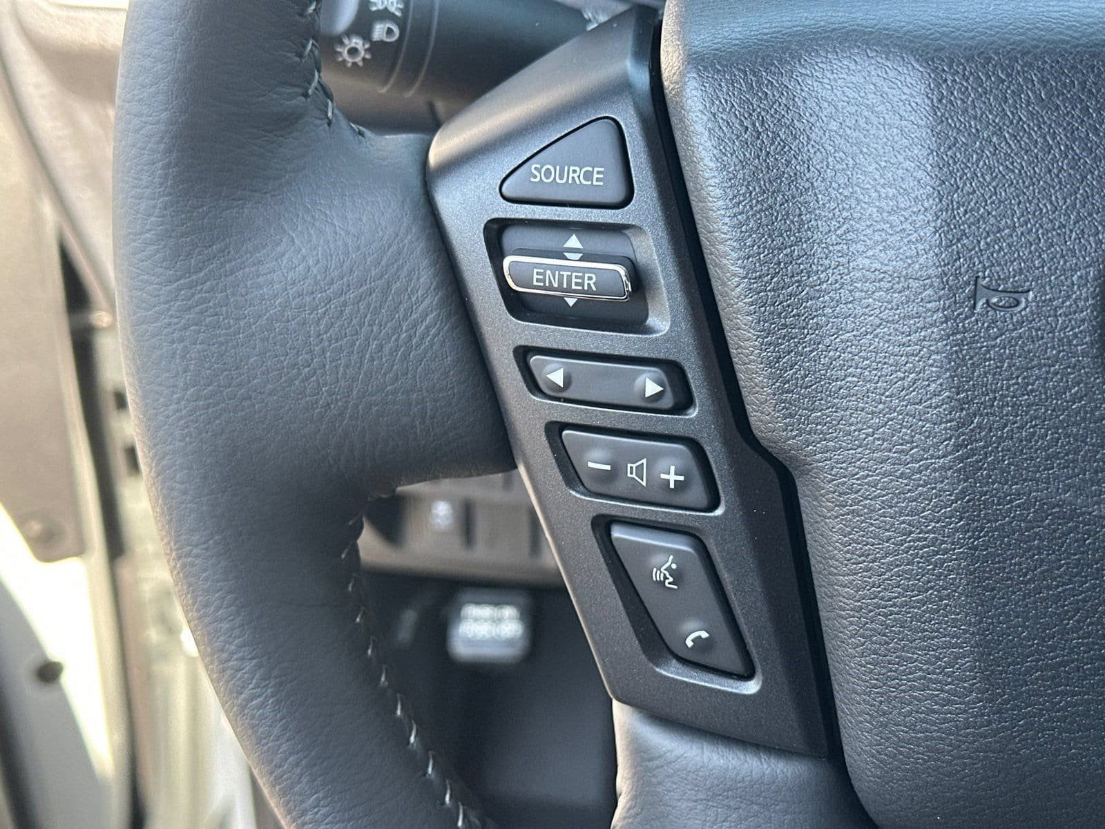 New 2026 Nissan Frontier SV w/ All-Weather Content Package RWD image 24