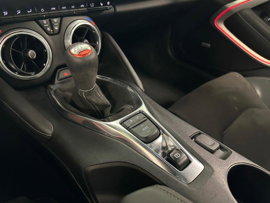 Used 2021 Chevrolet Camaro SS image 38