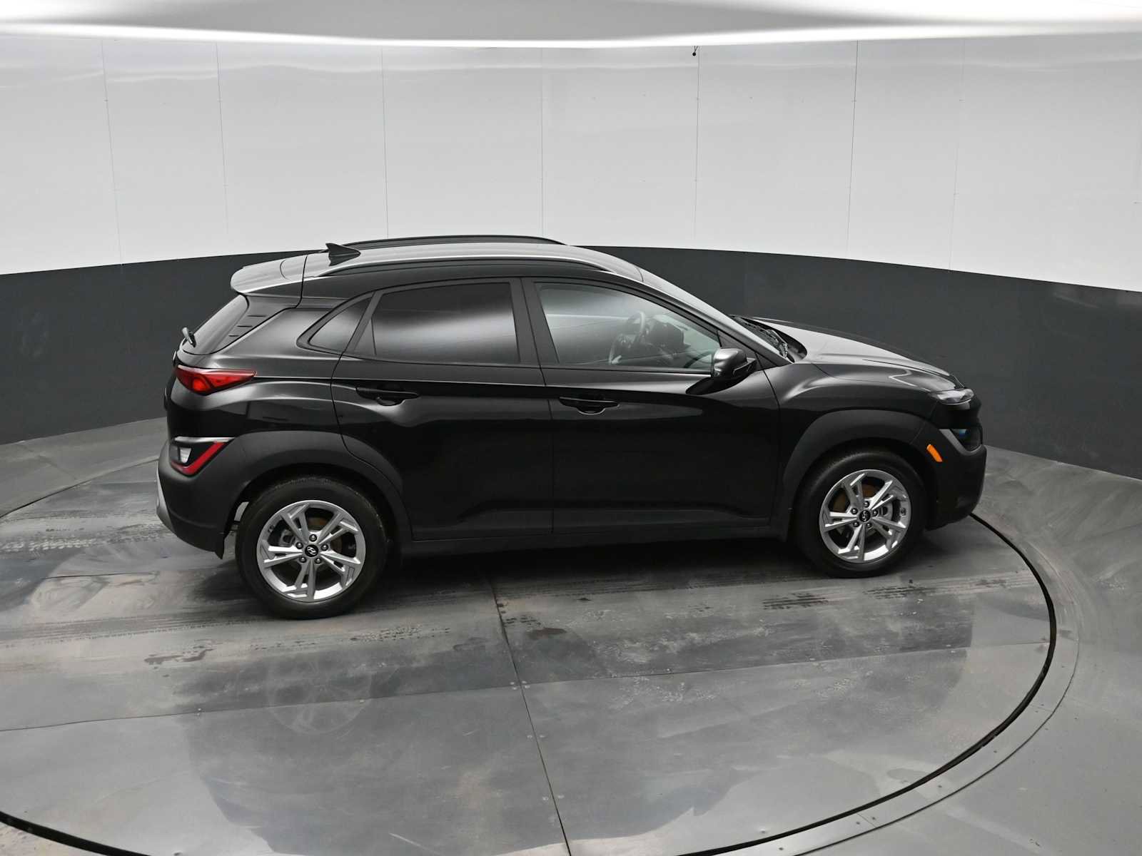 Used 2023 Hyundai Kona SEL image 28