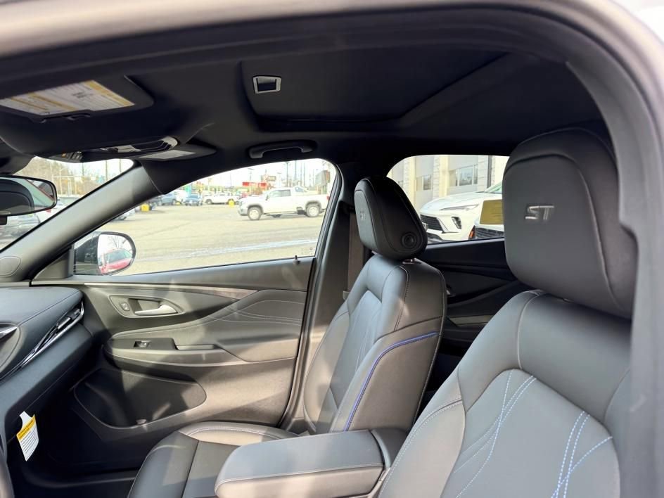 New 2026 Buick Envista Sport Touring w/ Convenience I Package image 11