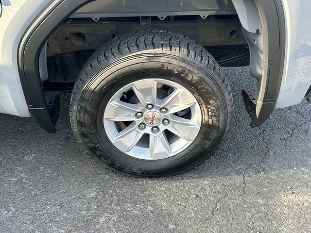 Certified 2024 GMC Sierra 1500 SLE image 25