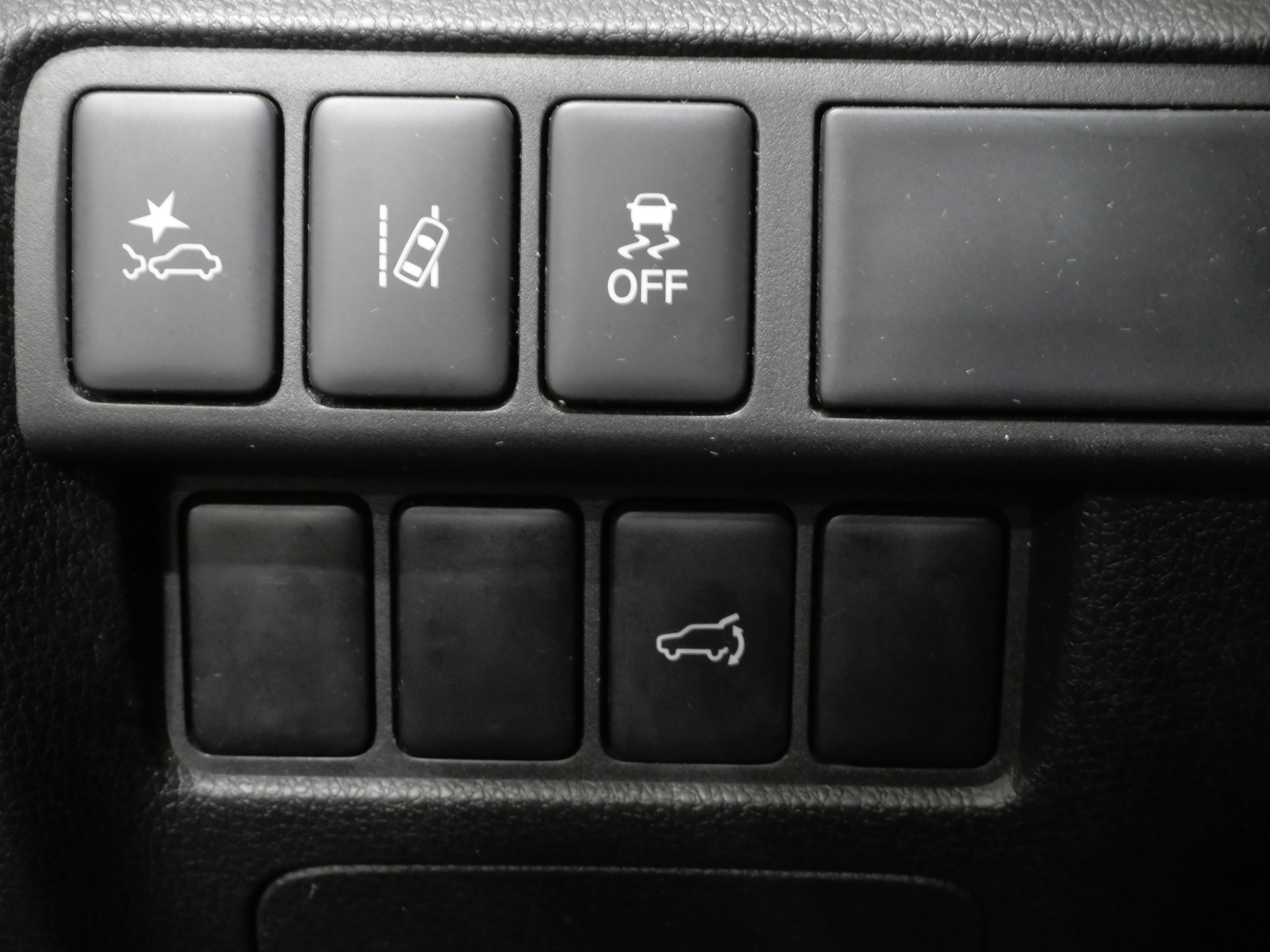 Used 2024 Mitsubishi Eclipse Cross SE AWD/4WD image 9