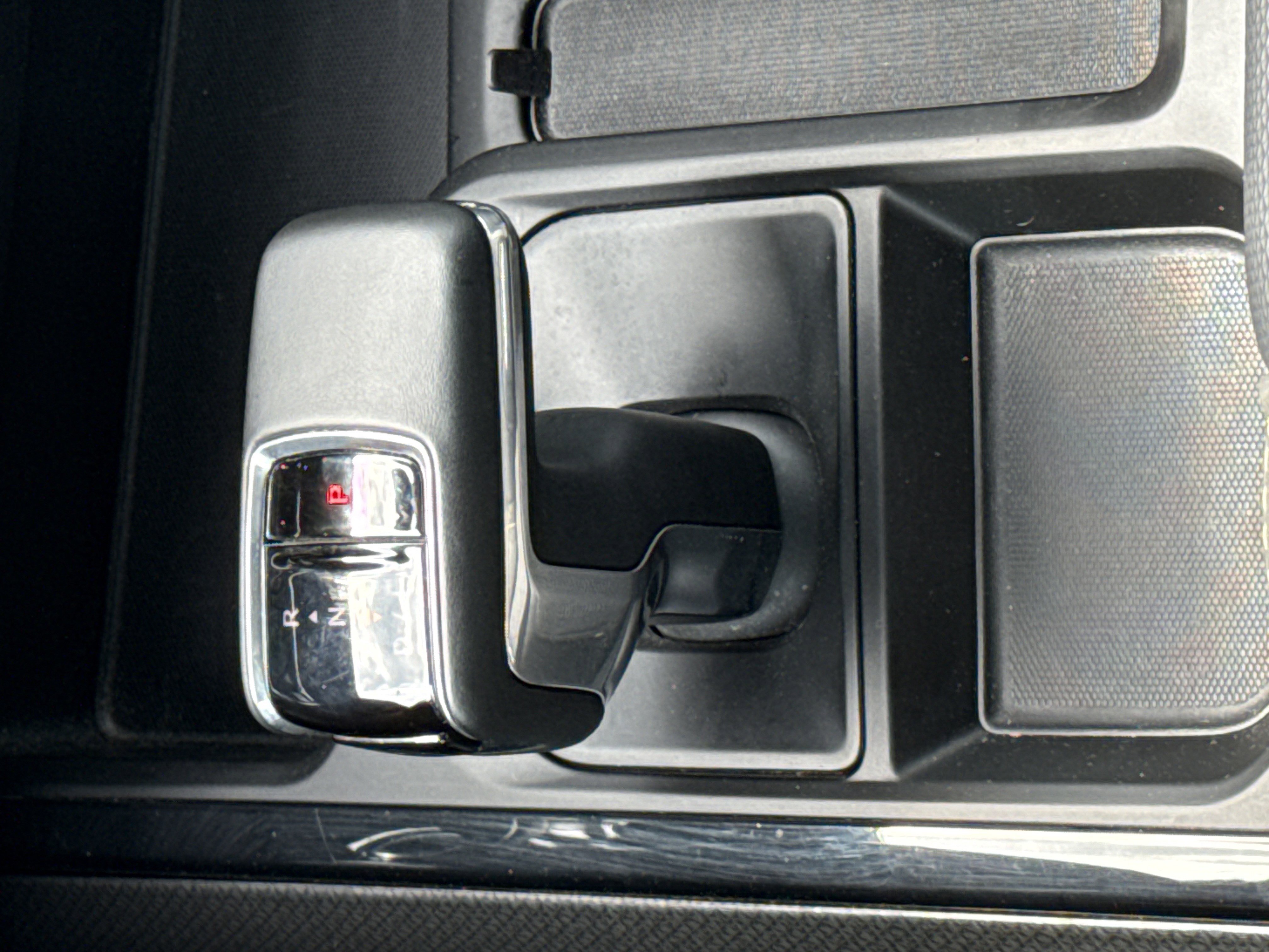 Used 2024 Chevrolet Silverado 1500 ZR2 w/ Technology Package image 26