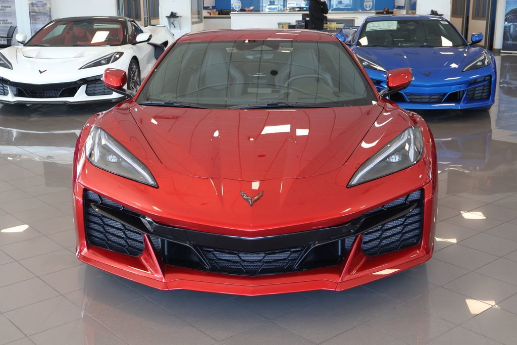 Used 2025 Chevrolet Corvette Z06 w/ Battery Protection Package image 2
