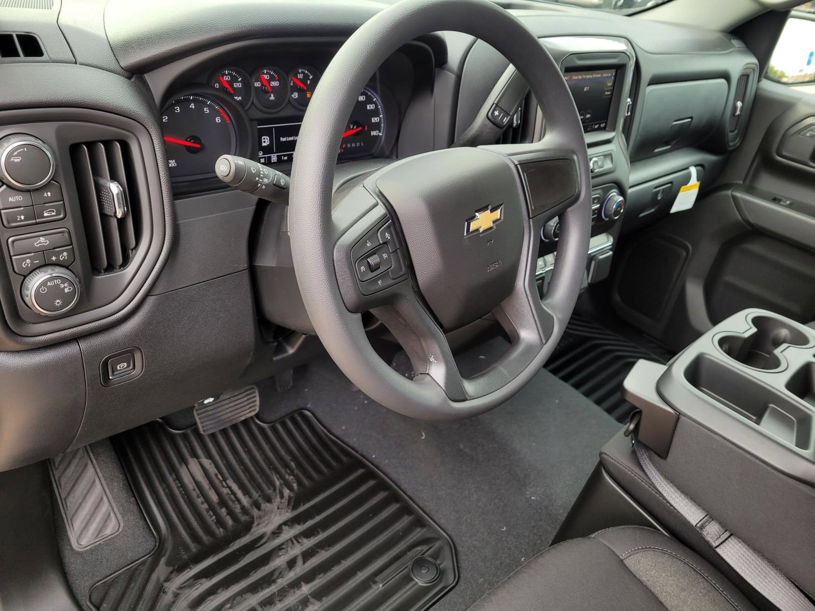New 2026 Chevrolet Silverado 1500 Custom AWD/4WD image 15