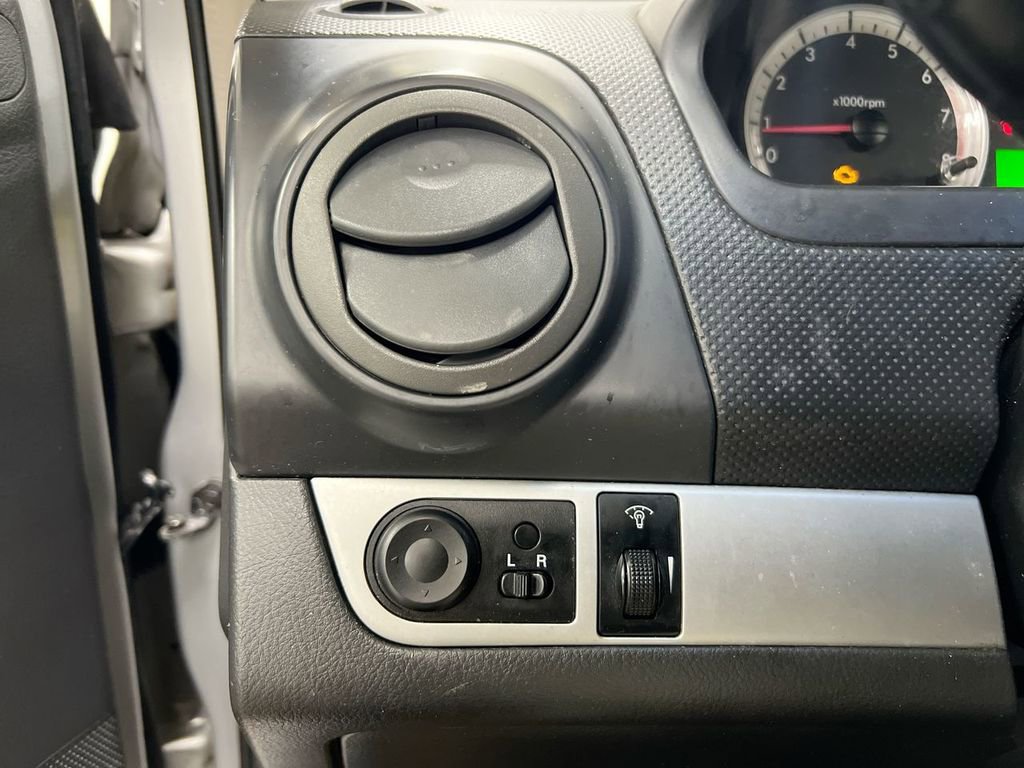 Used 2011 Chevrolet Aveo LT w/ Power and Convenience Package image 17
