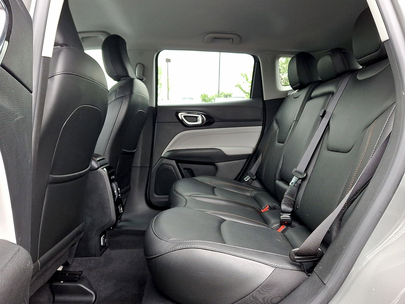Used 2022 Jeep Compass Limited AWD/4WD image 20