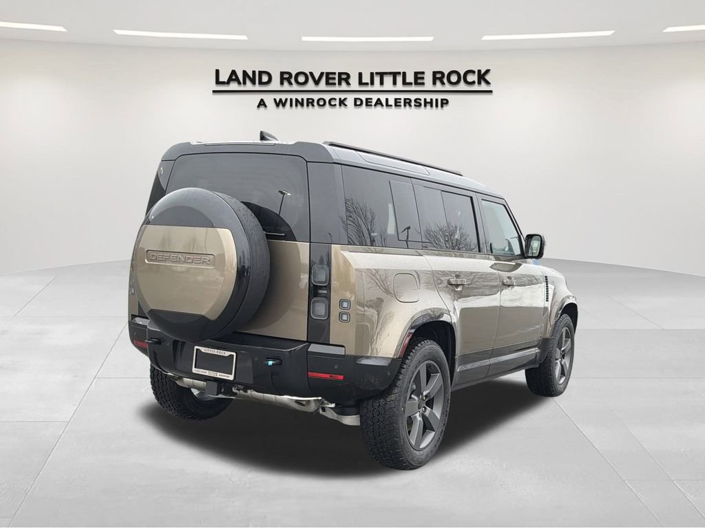 New 2026 Land Rover Defender 110 X-Dynamic SE image 2