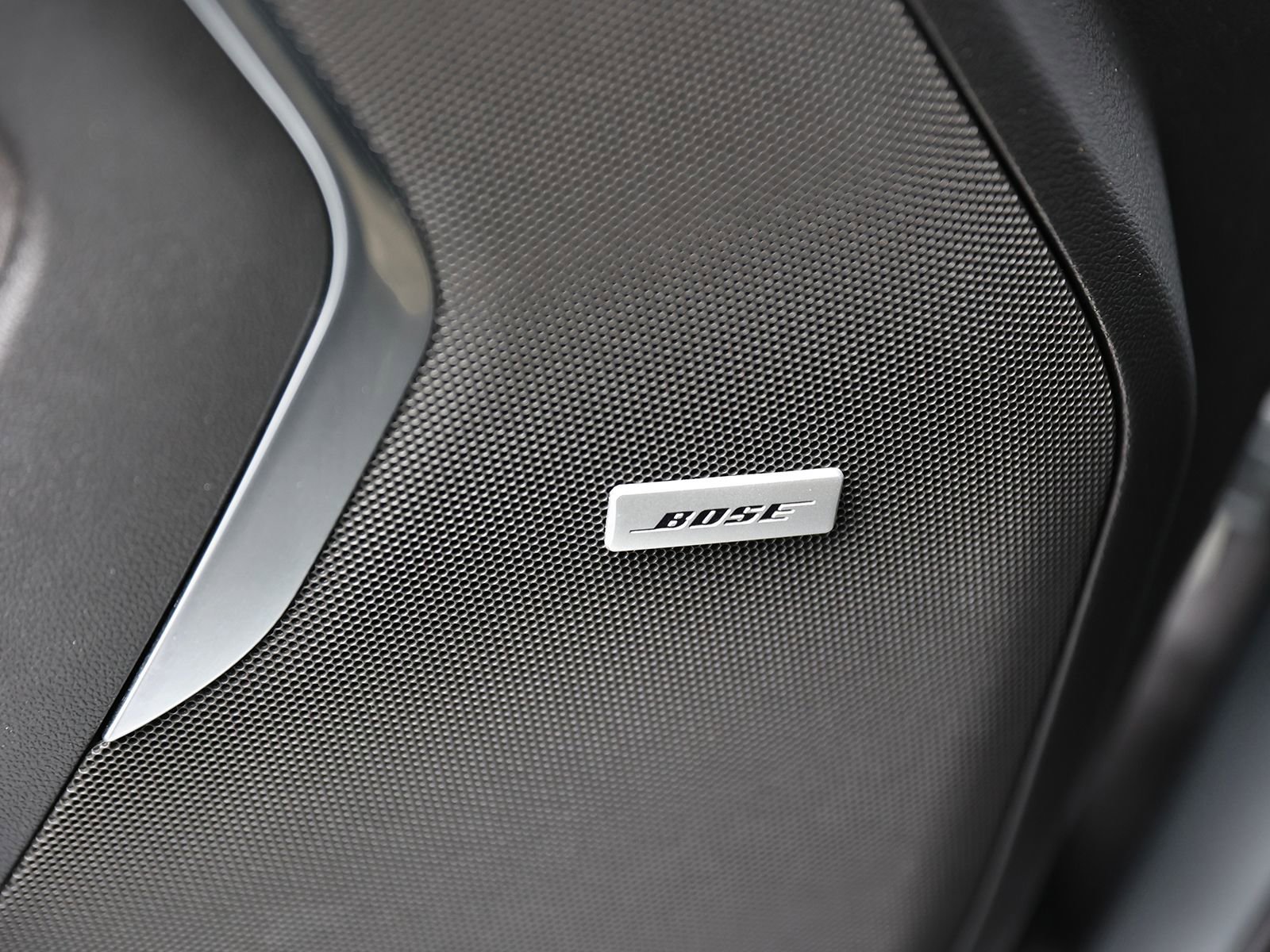 Used 2024 Chevrolet Tahoe LT image 39