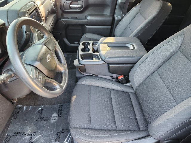 Used 2025 Chevrolet Silverado 1500 Custom Trail Boss AWD/4WD image 4