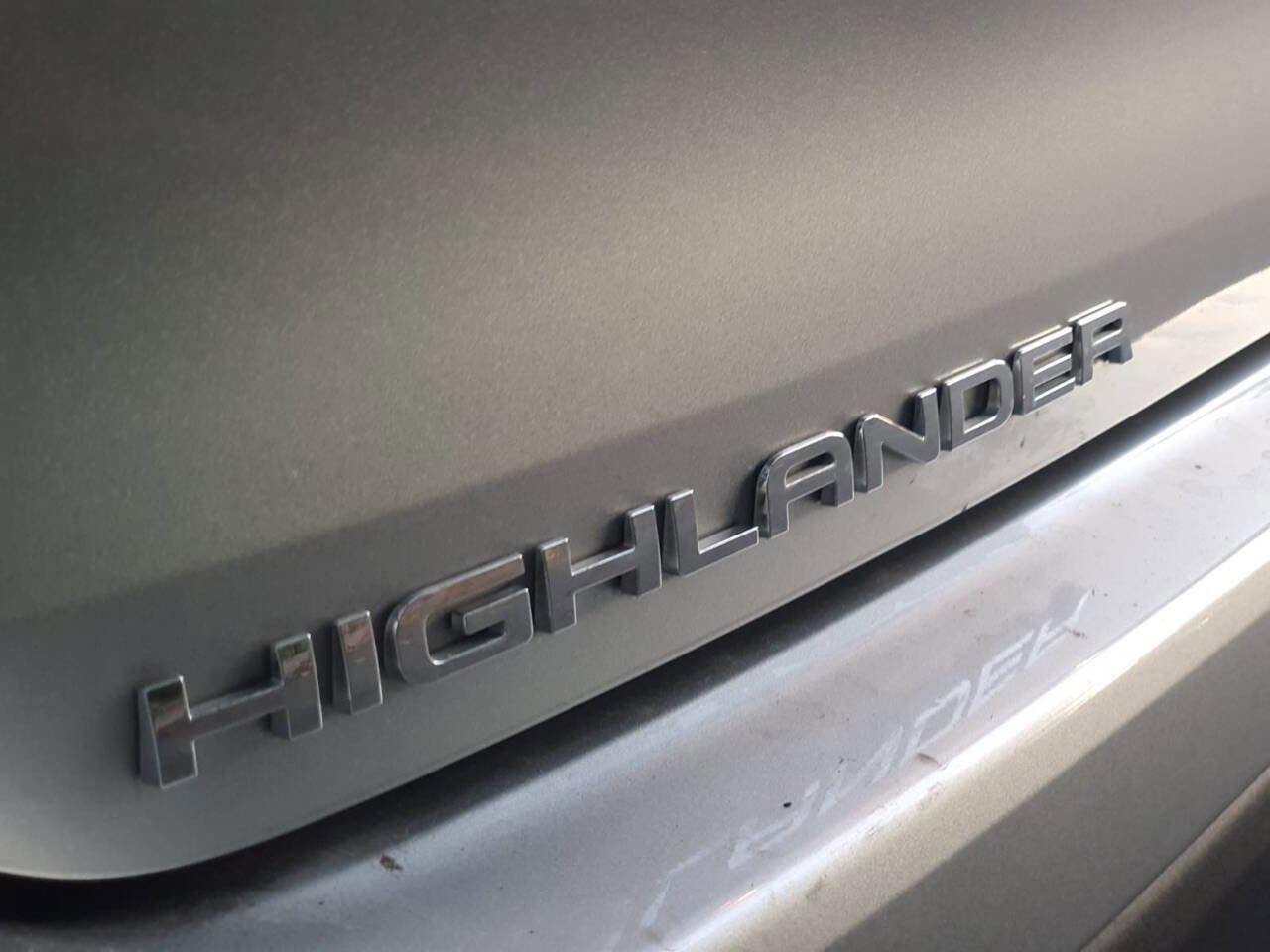 Used 2021 Toyota Highlander XLE image 48
