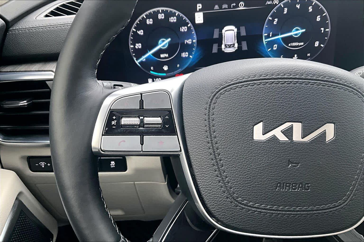 Used 2025 Kia Telluride SX AWD/4WD image 24