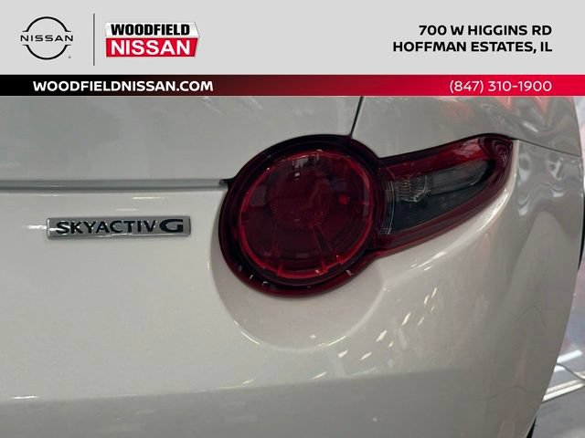 Used 2020 MAZDA MX-5 Miata Club RWD image 14