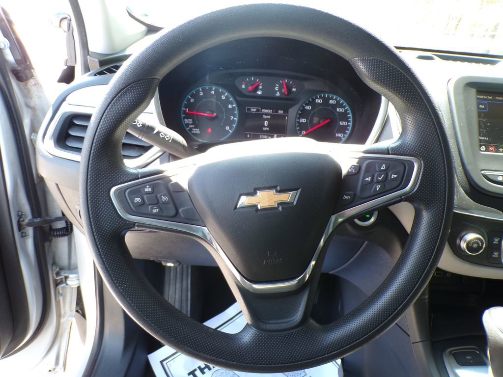 Used 2019 Chevrolet Equinox LS w/ LS Convenience Package AWD/4WD image 11