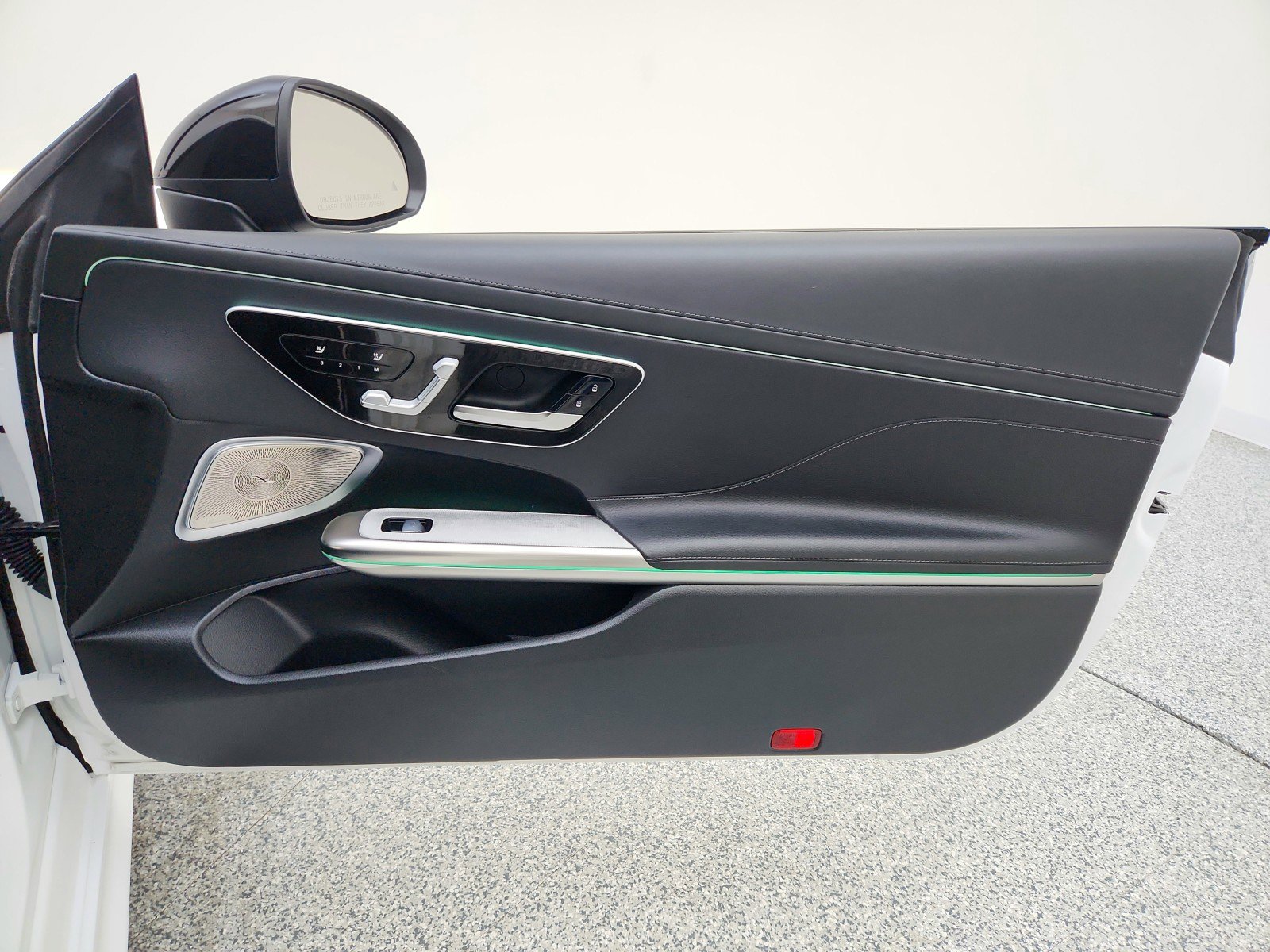 Certified 2025 Mercedes-Benz CLE 450 4MATIC Coupe image 29