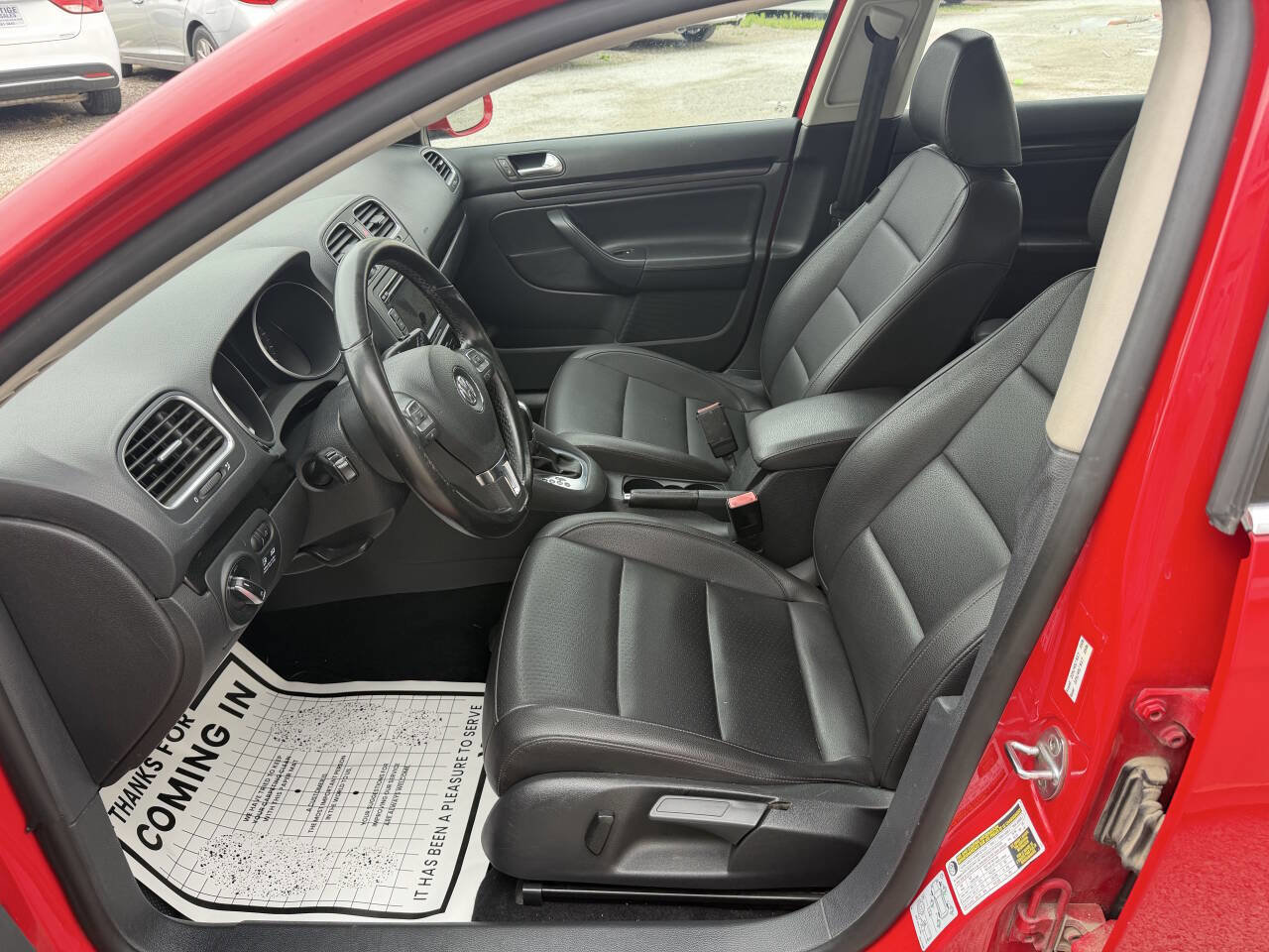 Used 2011 Volkswagen Jetta TDI FWD image 11