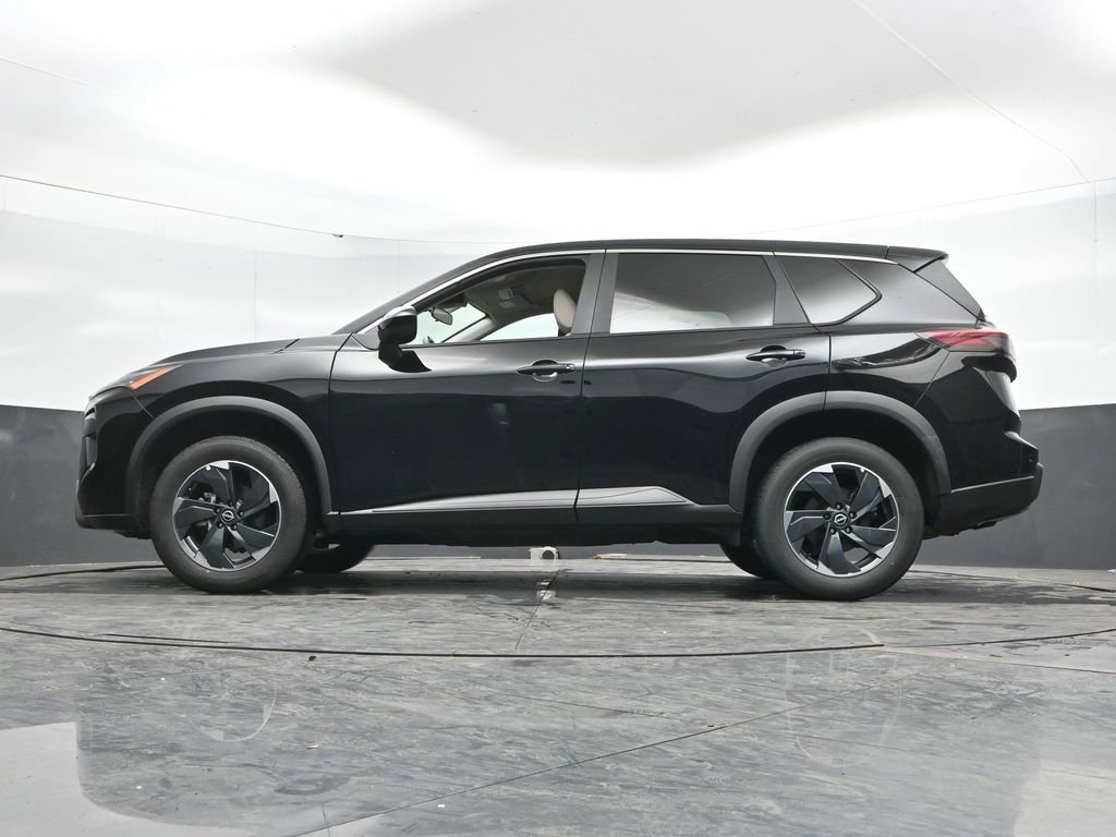 Used 2025 Nissan Rogue SV AWD/4WD image 46