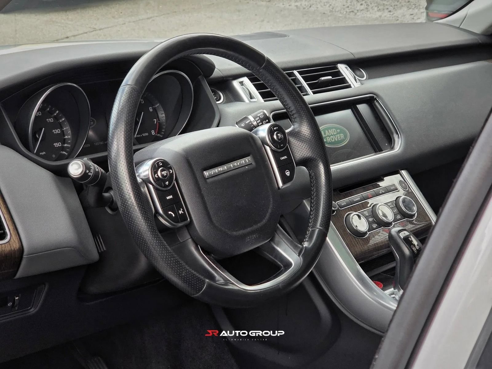 Used 2015 Land Rover Range Rover Sport HSE AWD/4WD image 10