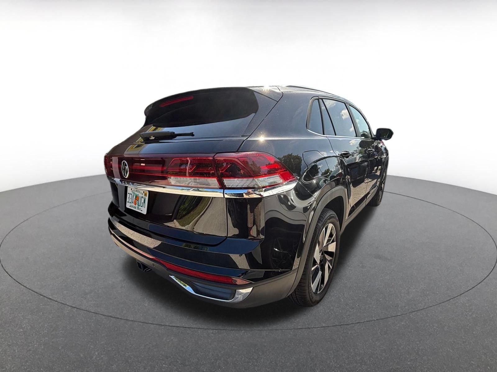 Used 2026 Volkswagen Atlas Cross Sport SE FWD image 8