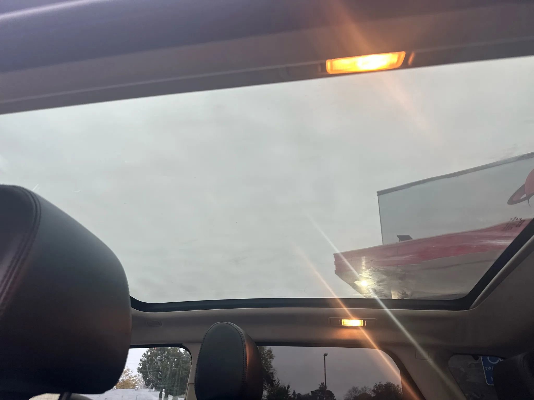 Used 2014 Land Rover Range Rover Evoque Pure Plus image 22