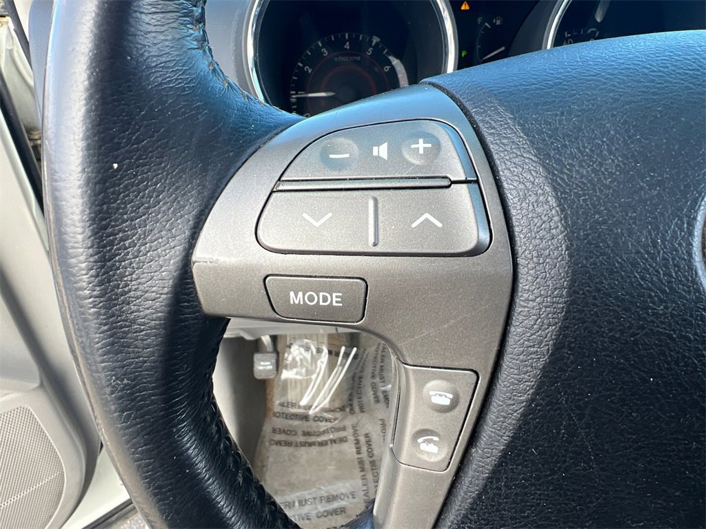 Used 2010 Toyota Highlander Limited image 16