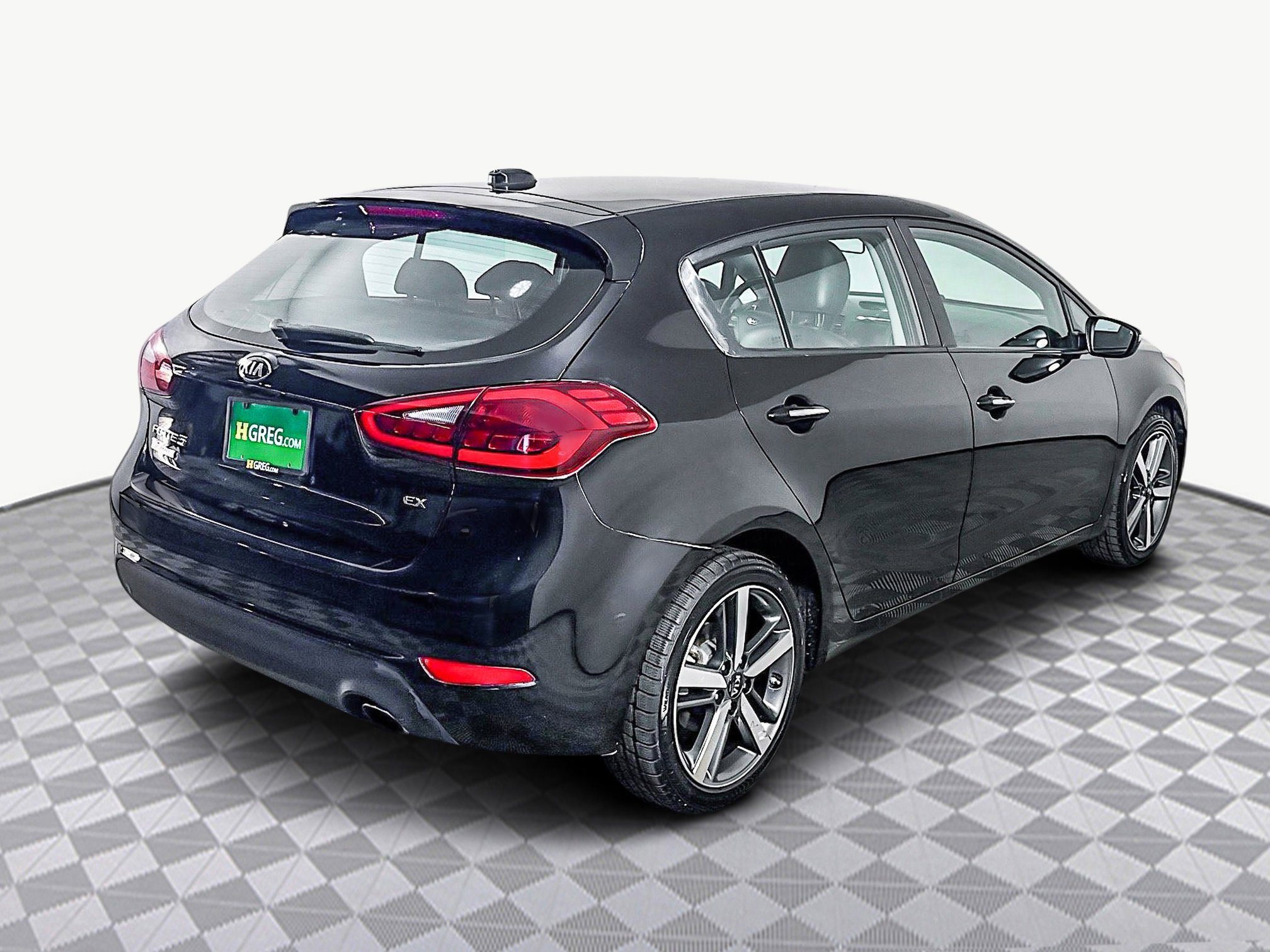 Used 2017 Kia Forte EX image 10