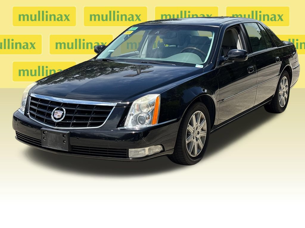 Used 2011 Cadillac DTS Premium w/ Driver Awareness Package FWD image 16