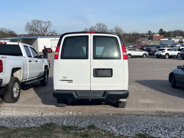 Used 2015 Chevrolet Express 2500 image 4