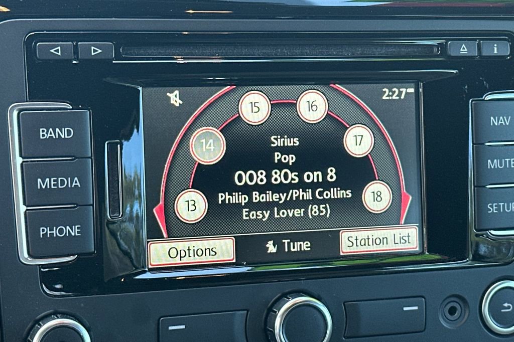 Used 2013 Volkswagen Beetle 2.0T image 16