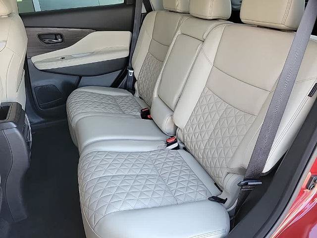 Certified 2024 Nissan Murano Platinum w/ Cargo Package AWD/4WD image 14